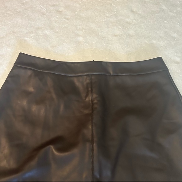 NYDJ sculpt her chocolate brown faux leather knee length skirt - Picture 11 of 14
